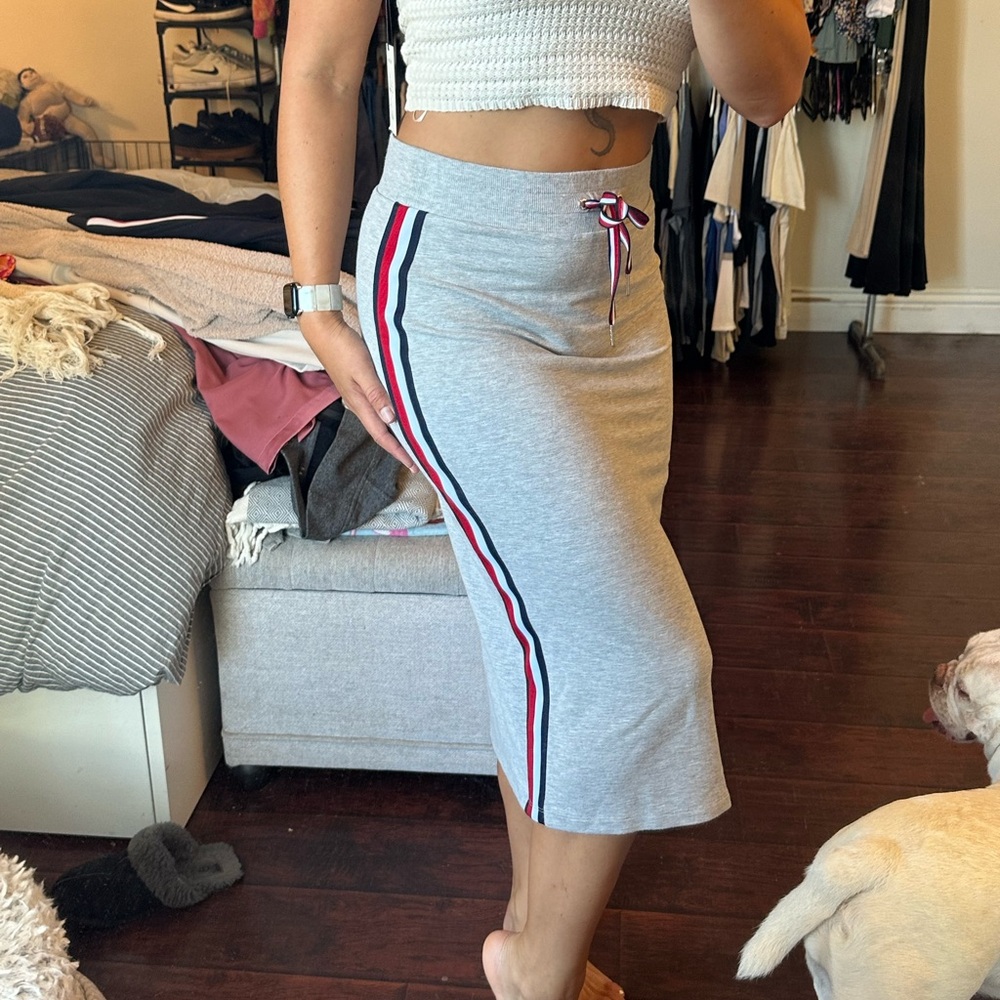 Tommy Hilfiger Grey Midi Skirt - Picture 2 of 6